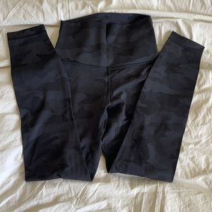 Lululemon Align HR 25”